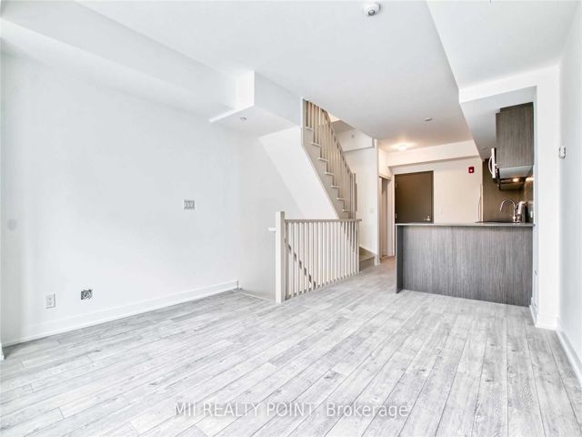 323 - 2100 Bridletowne Circ