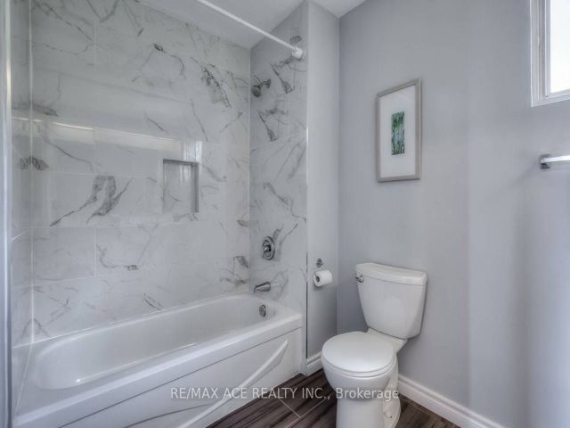 TH10 - 2472 Eglinton Ave E