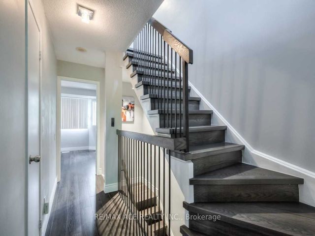 TH10 - 2472 Eglinton Ave E