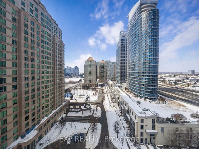 1501 - 11 Lee Centre Dr