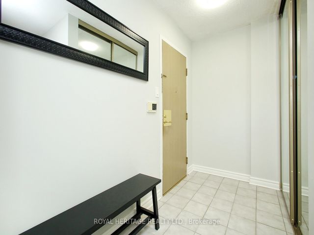 505 - 3231 Eglinton Ave E