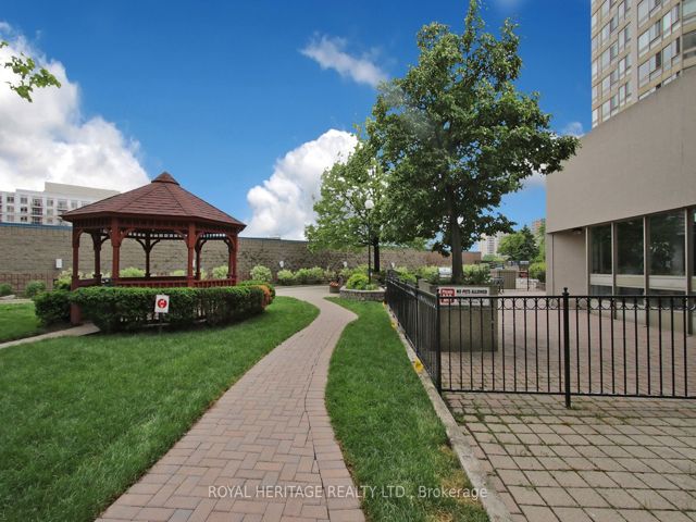 505 - 3231 Eglinton Ave E