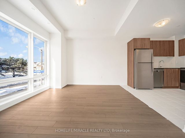 27 - 165 Tapscott Rd