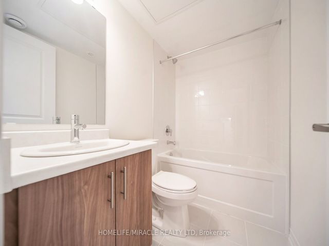 27 - 165 Tapscott Rd