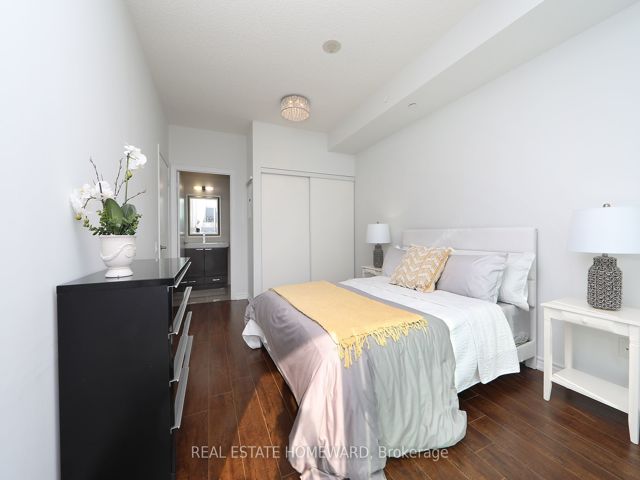 1701 - 1328 Birchmount Rd