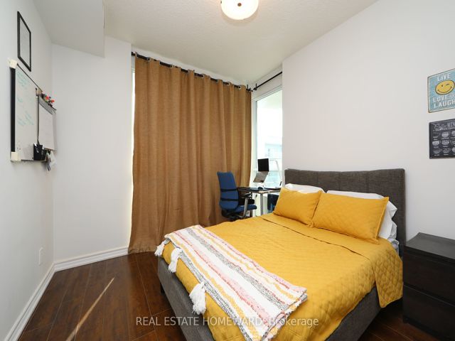 1701 - 1328 Birchmount Rd