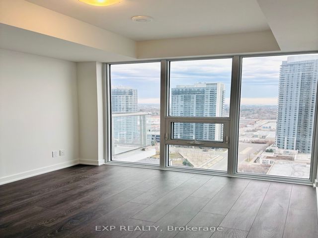 2307 - 2033 Kennedy Rd