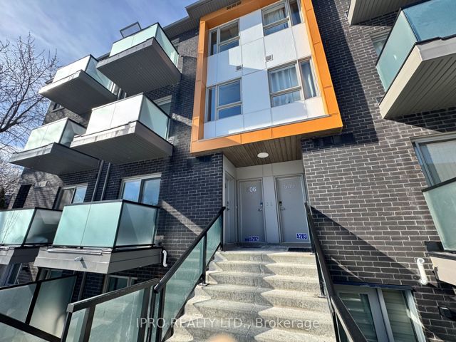 506 - 2791 Eglinton Ave