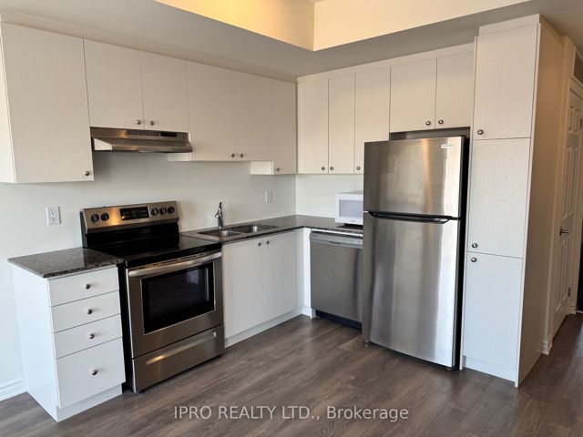 506 - 2791 Eglinton Ave