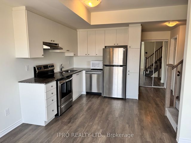 506 - 2791 Eglinton Ave