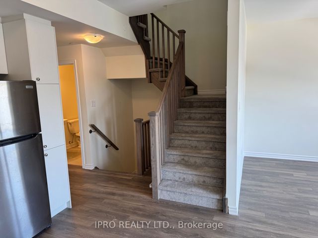506 - 2791 Eglinton Ave