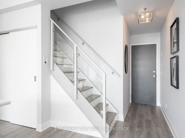 810 - 630 Queen St E