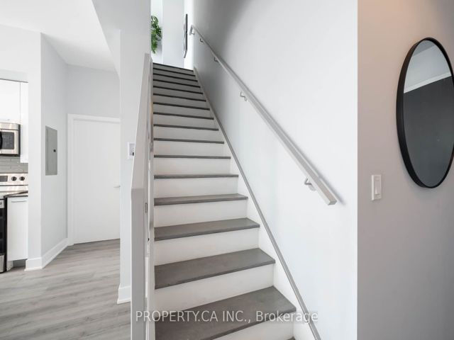 810 - 630 Queen St E