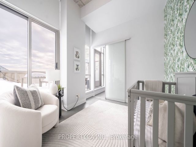 810 - 630 Queen St E