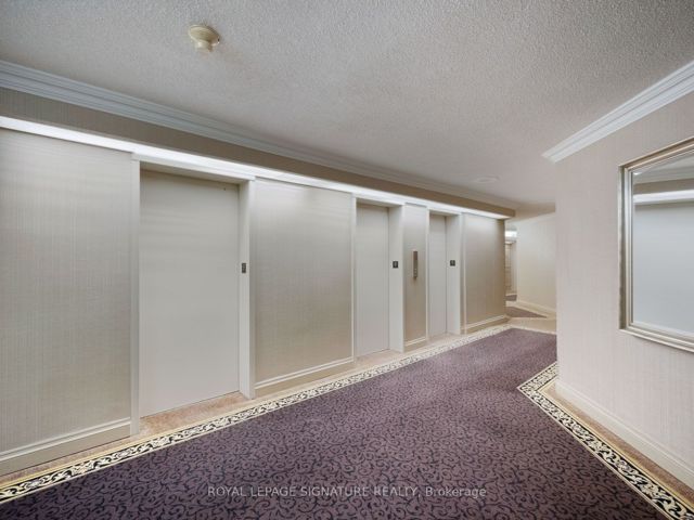 908 - 20 Dean Park Rd
