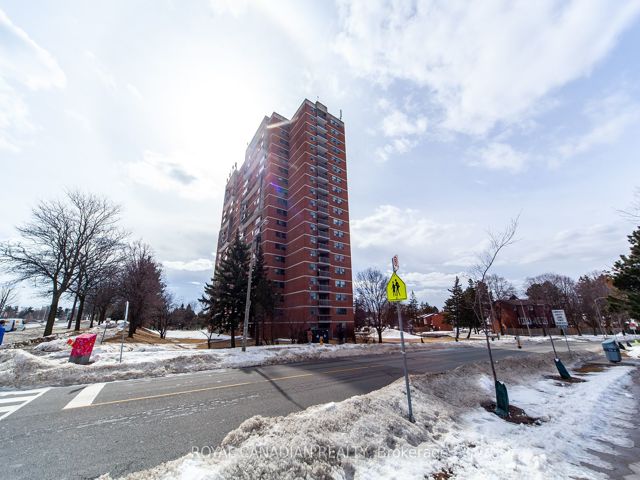 1106 - 100 Wingarden Crt
