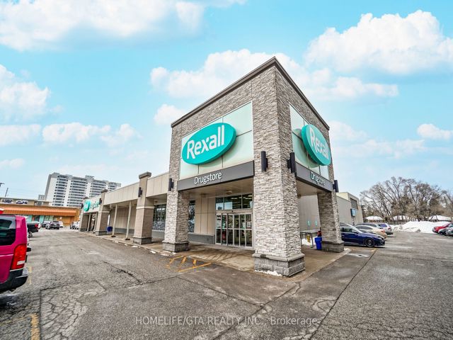 714 - 30 Meadowglen Pl