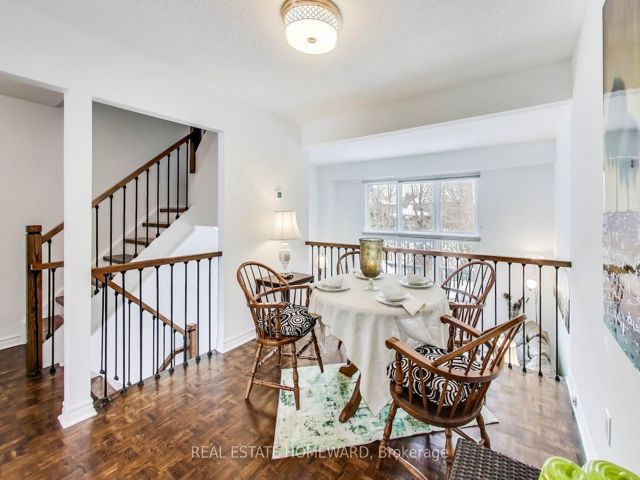 21 - 301 Bridletowne Circ