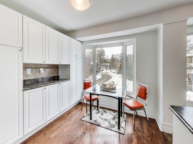 21 - 301 Bridletowne Circ