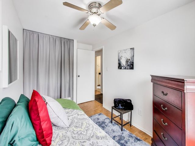 21 - 301 Bridletowne Circ