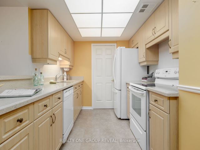 910 - 20 Guildwood Pkwy