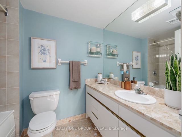 910 - 20 Guildwood Pkwy