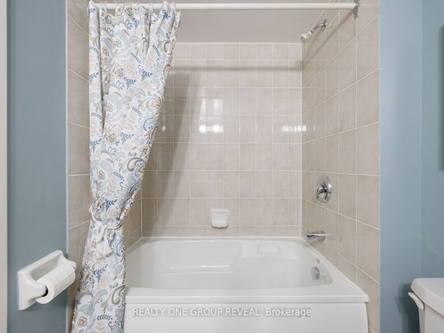910 - 20 Guildwood Pkwy