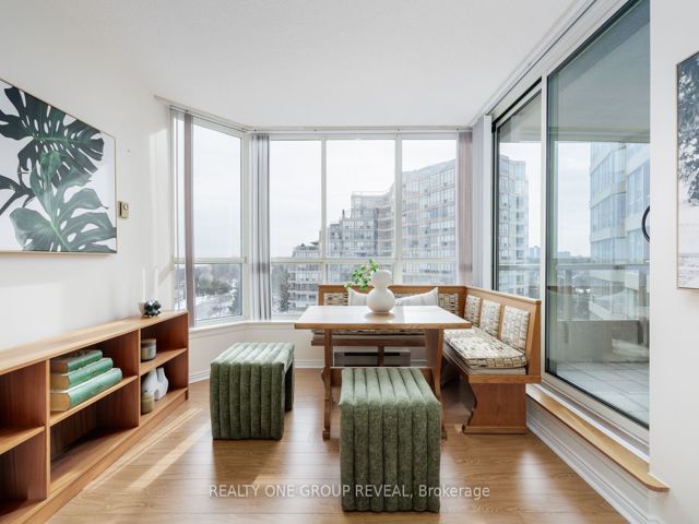 910 - 20 Guildwood Pkwy
