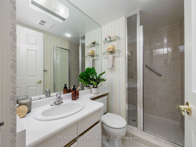 910 - 20 Guildwood Pkwy