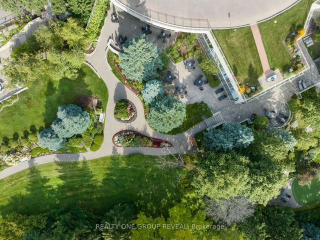 910 - 20 Guildwood Pkwy