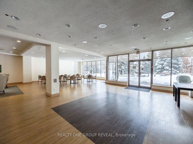 910 - 20 Guildwood Pkwy