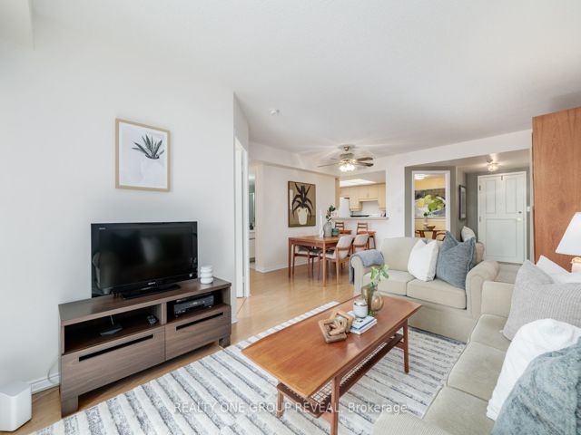 910 - 20 Guildwood Pkwy