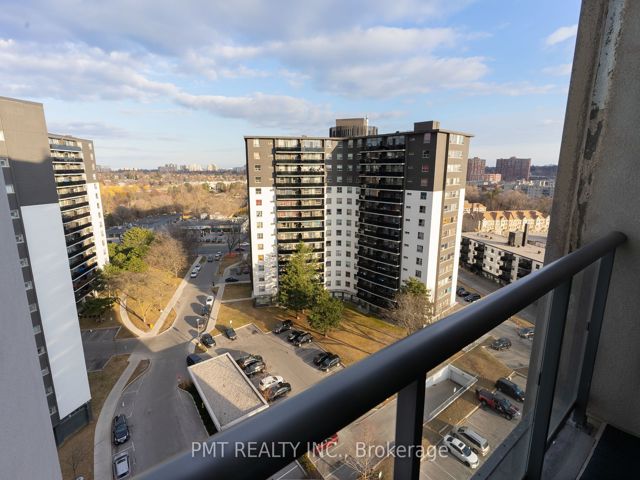 1302 - 1346 Danforth Rd
