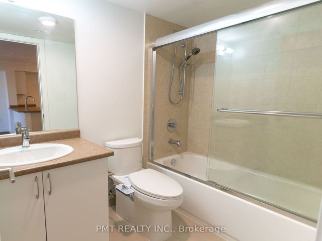 1302 - 1346 Danforth Rd