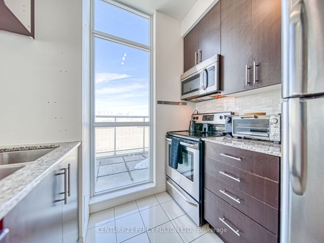 PH3 - 50 Town Centre Crt