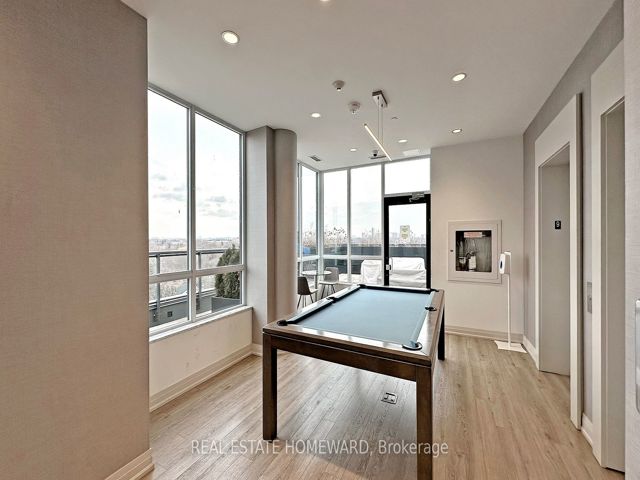 707 - 630 Greenwood Ave