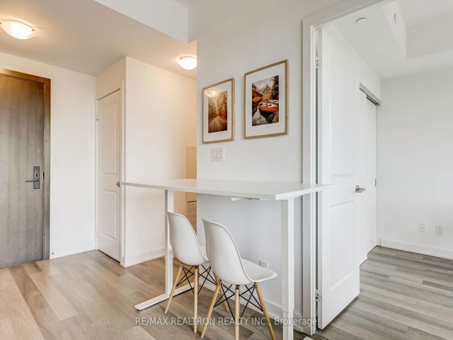 907 - 2799 Kingston Rd