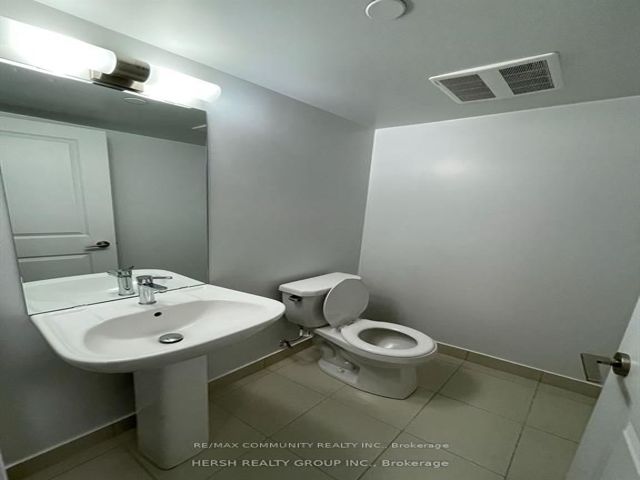 1008 - 20 Meodowglen Pl