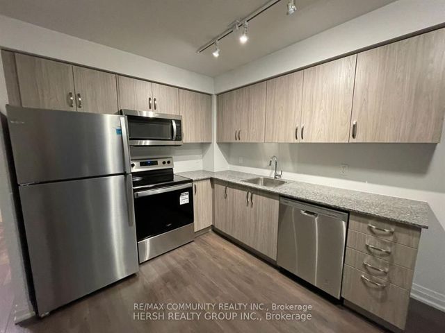 1008 - 20 Meodowglen Pl