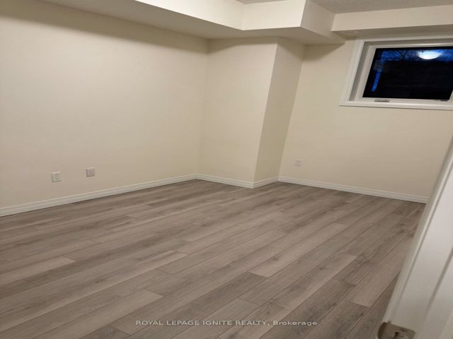 5 - 165 Tapscott Rd