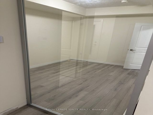 5 - 165 Tapscott Rd