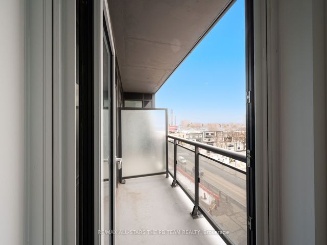 408 - 286 Main St