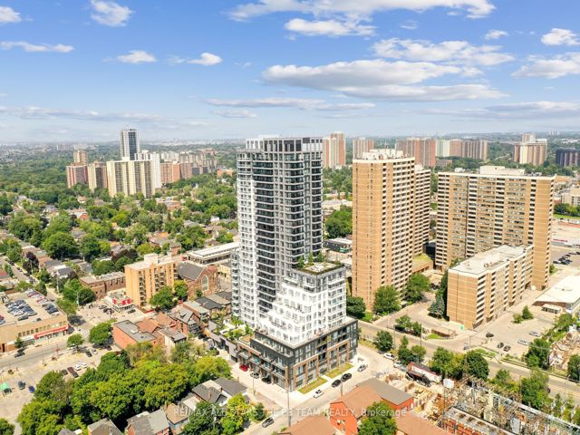 408 - 286 Main St