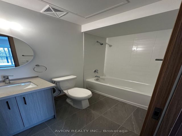 C2 202 - 3427 SHEPPARD Ave E