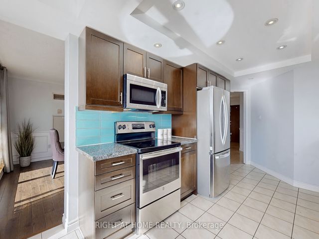 805 - 168 Bonis Ave