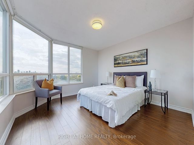 805 - 168 Bonis Ave