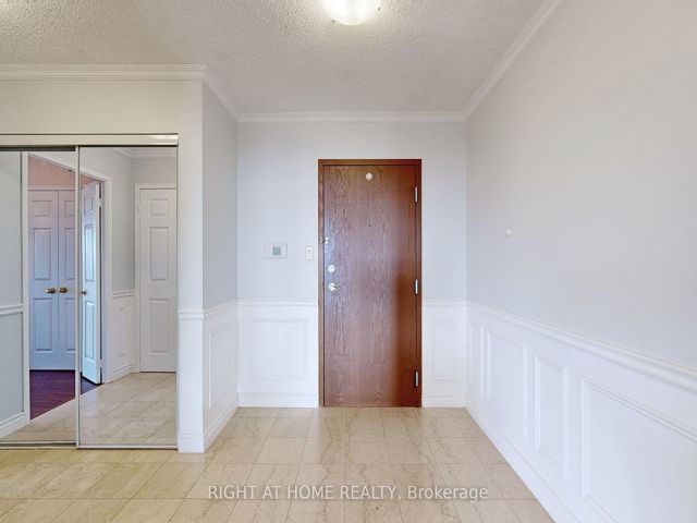 805 - 168 Bonis Ave