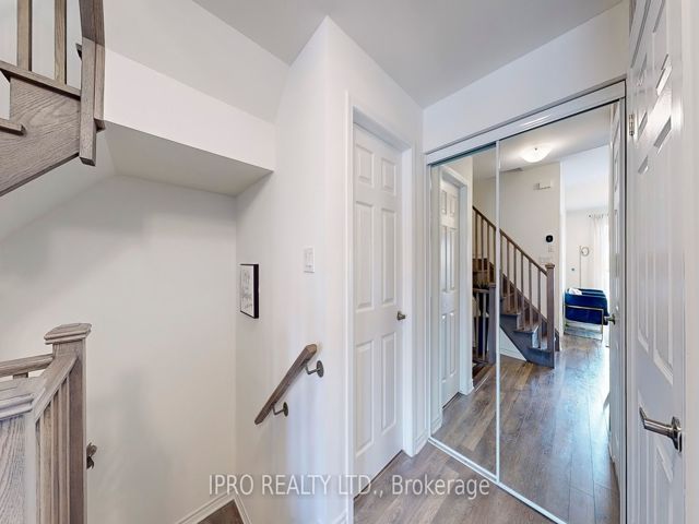 525 - 2791 Eglinton Ave E