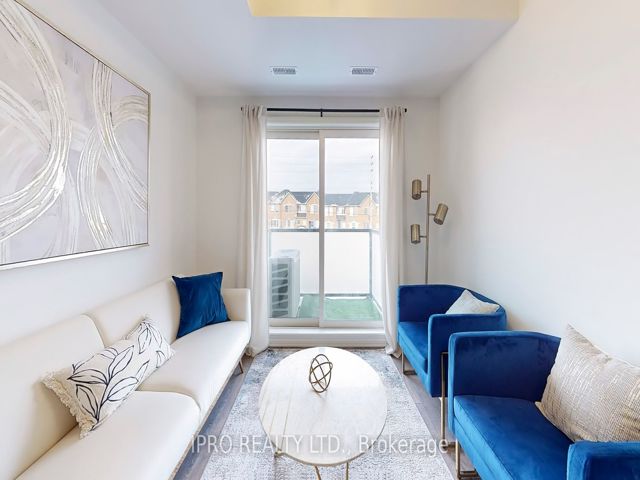 525 - 2791 Eglinton Ave E