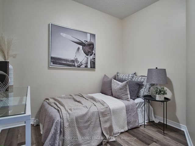 334 - 684 Warden Ave